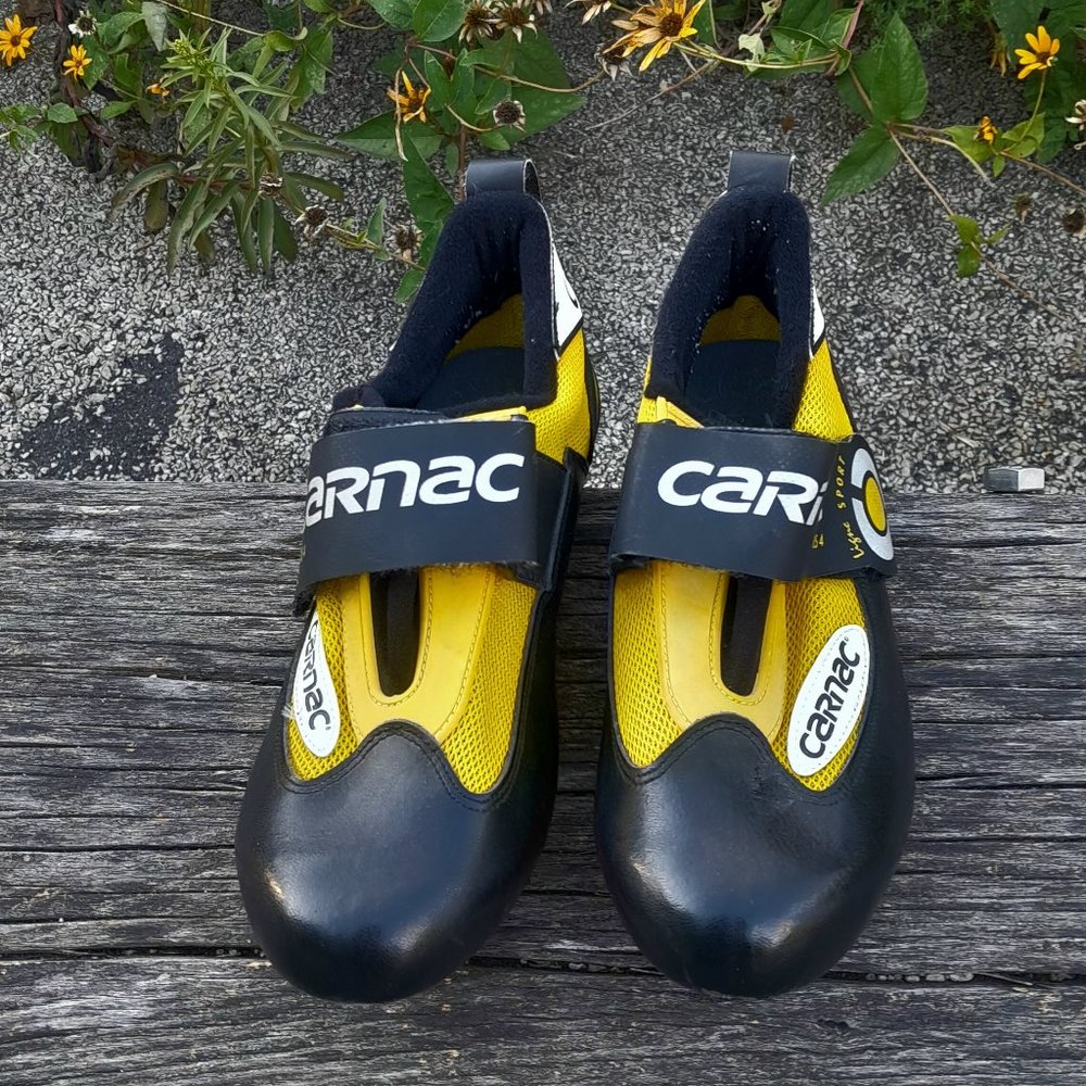 Carnac cycling shoes Yellow White Black cleats size 40 racing shoes